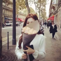只合适颜值高的女生短发 年代的产物，年代的玩