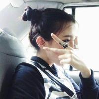 美人如画 曾经喜欢吃的是棒棒糖