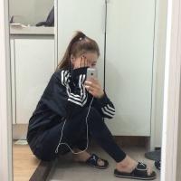 年少时，我们因谁因爱