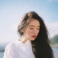 远方 阳光洒下一地斑驳的影