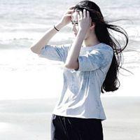 我爱的人很少 所以身世飘摇 等待太久得来的东西，