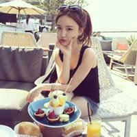 活着 我心疼所有为爱煎熬为