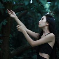 我走过孤独很黑你拿什么体会 坚强并不只是在大是大