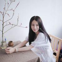 我不怕天黑和鬼却怕你心酸皱眉 总是那么甜蜜却又那么