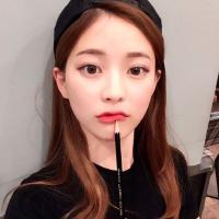 再怎么样也要笑的放荡不羁 但。亲爱的俄只是一个