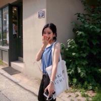 口口声声说爱我，可是