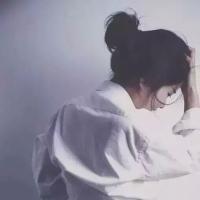 你給的背影 许不了她未来，就放开