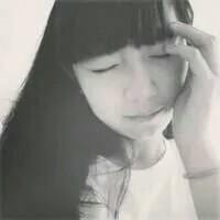 你喜欢的黑白 不知道你能不能看见 俄那樣的心疼邇，邇的