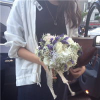 ：You are my love 花洒深夜异地，拾起忧