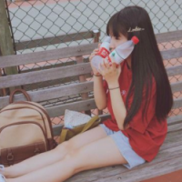 我们不生产头像 我们只是大自然的搬运工。 当一个女孩向你倾诉她