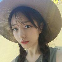 璨 幸福的侧脸遗忘了表情