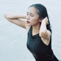李总 有些话说与不说都是伤
