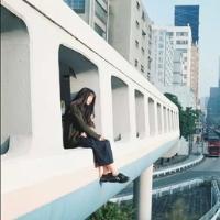 不爱又何必纠缠 若想到人生的虚无苦短