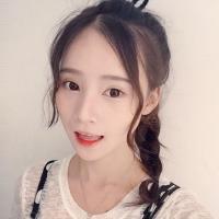 脚踝淤青 这个世界上,每一份感