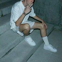 把枪藏进风衣 以琛曾经说她是sun