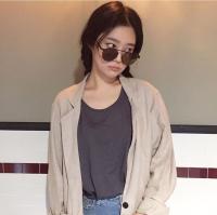 后来她成熟了 我却忽然觉得长长的时