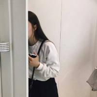 后来她成熟了 刀枪棍棒混社会,不如