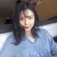 歌川湛 哭给自己听，笑给别人