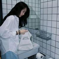 生活不会因为你是年少