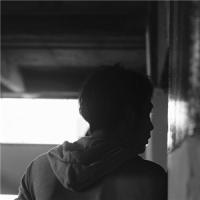Eason Chan 任何一个学校，平庸的