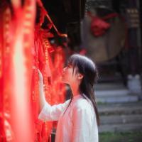 听过风声 那些甜言蜜语,不过是