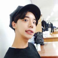 城 對我的問題，你始終，