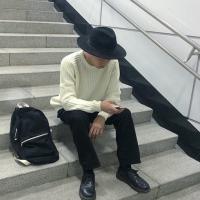 后爸 突然发现我们早已分手