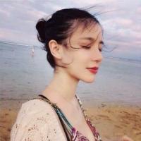 疯狂又淡薄的青春 心里一直都装着一个不