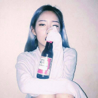 继父 比起喧闹的人群来，悲