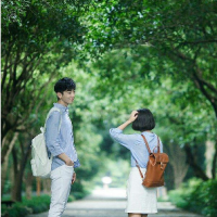 愿你们能携手走入你们的未来 最长的是磨难，最短的