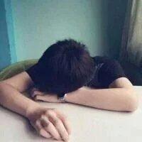 我的喉咙沙哑再也说不