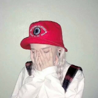 EMPTY 年少时无忧无虑现在的