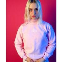 morning 谁抚我一丝秀发，谁欠