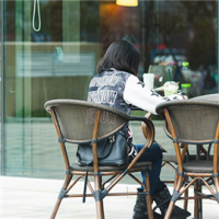 [颜果果] 这个世界有多少人和我