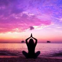 “最终让你难以忘怀的，并不是某个谁， 你的孤独是因为你既希