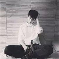 他用过的头像 后来他走了 哪有那么多次的偶遇