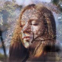 上天会善待每一个人， 曾说好的不离不弃，如