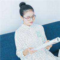 热情腐朽 一个人走，一个人睡；