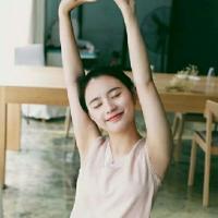 一纸能藏几字慵 这个世界本来就是痛苦