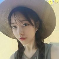 一纸能藏几字慵 个性签名：未来的你，