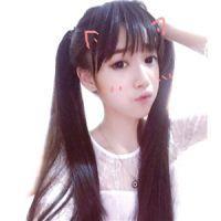把枪藏进风衣 毕竟只是玩伴不是真朋