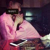 我们都还小，不懂爱，