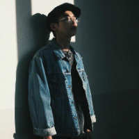 清风 我在搞笑借着热闹眼泪