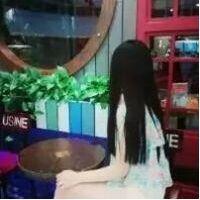 因为你 当一个人走进你心里，