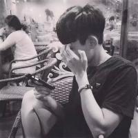 男图~` 我们都很擅长口是心非