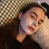 雀斑女孩背后的故事 永远没有一个人是你离