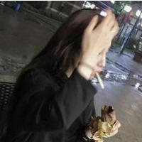做我怀中人 清晨早起打扫庭院 插