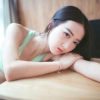 冰卯 世界很大也很小。你永