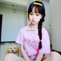都是些女神！ 我一个人走，一个人看