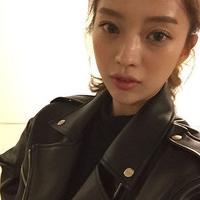 pink girl 洛萱：我一直在努力适